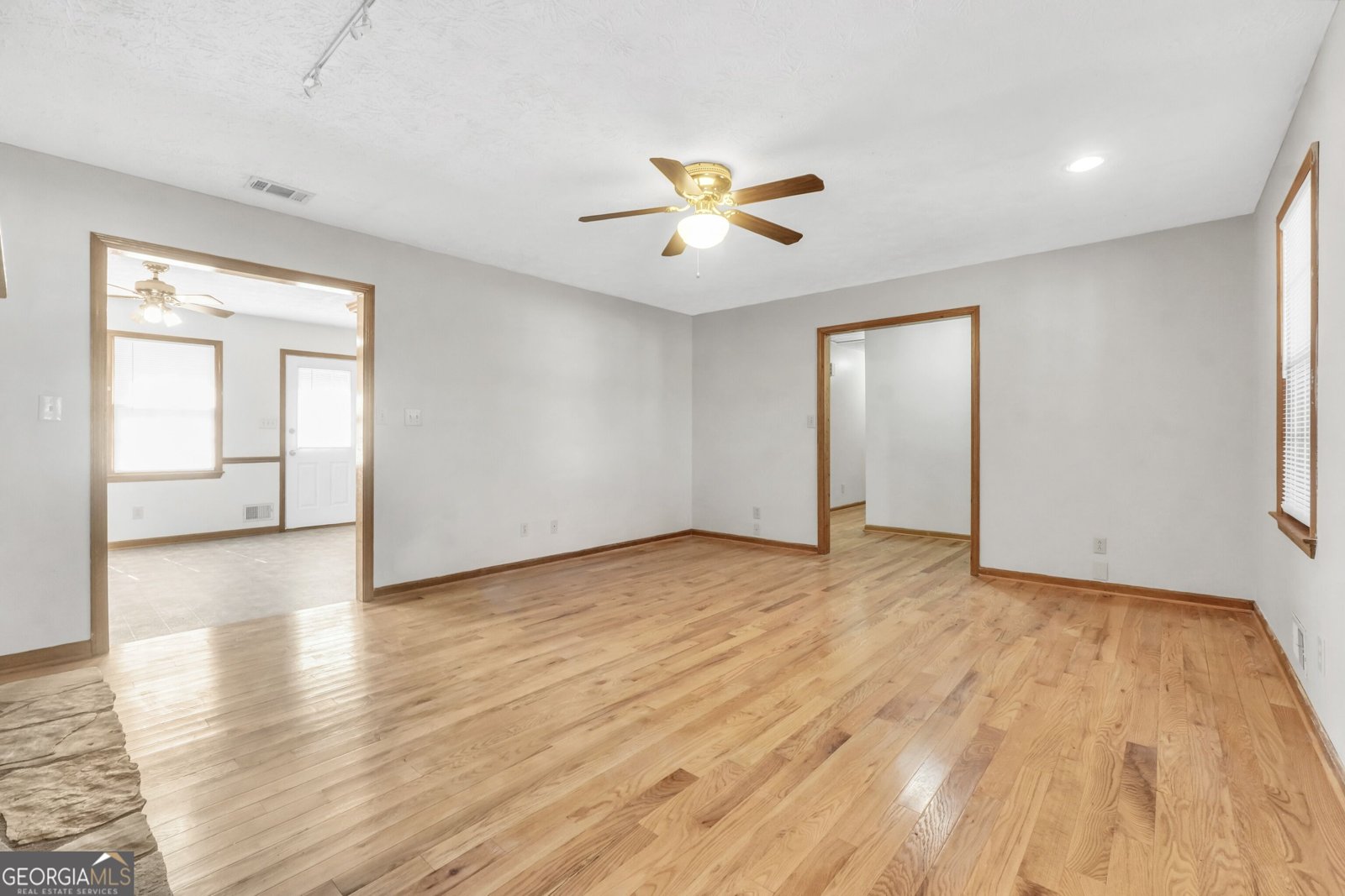 370 Davis Road Locust Grove - Photo 11