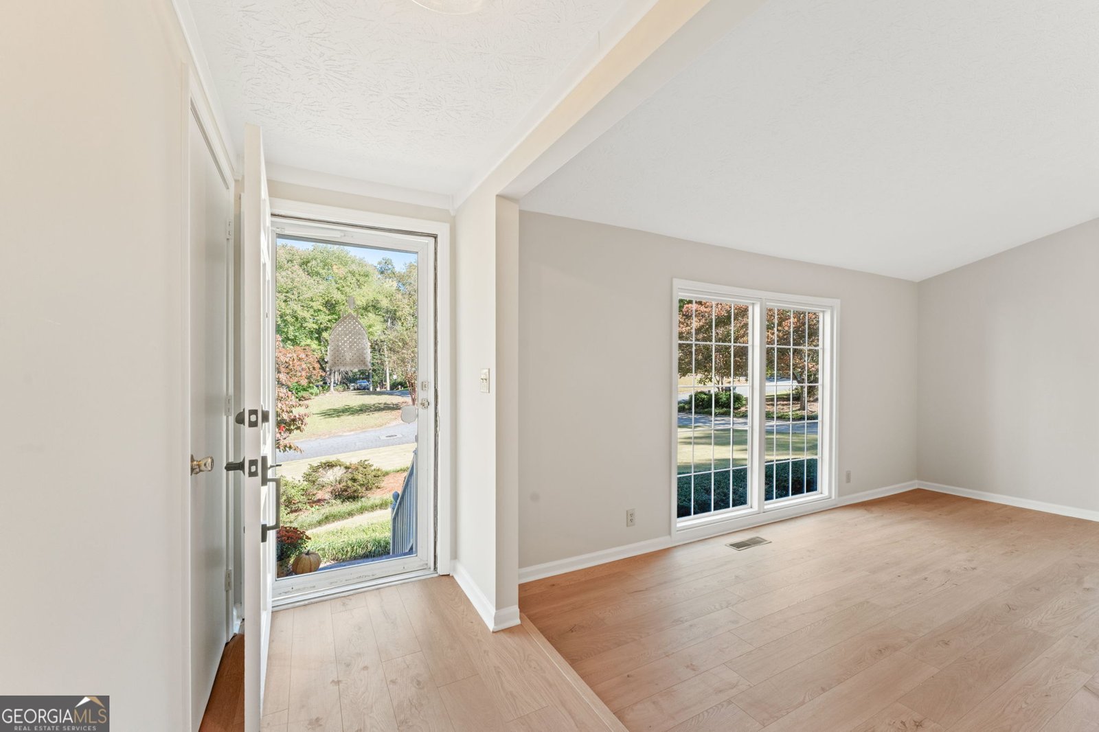 310 Lamplighter Lane Marietta - Photo 8