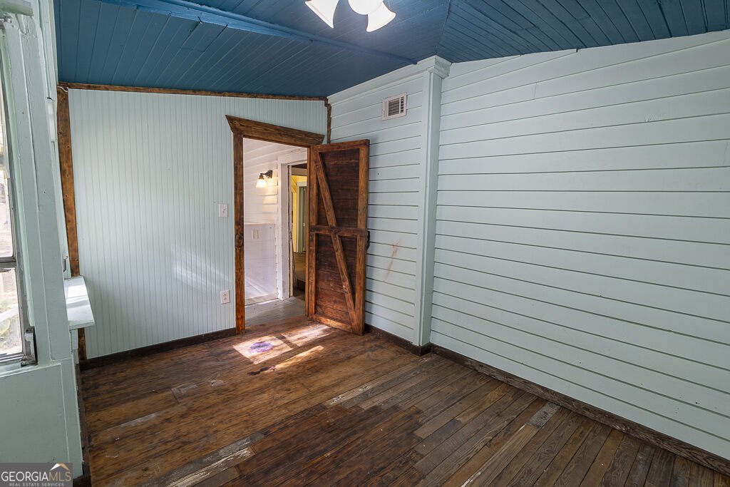 137 Mulberry Street Homer - Photo 31