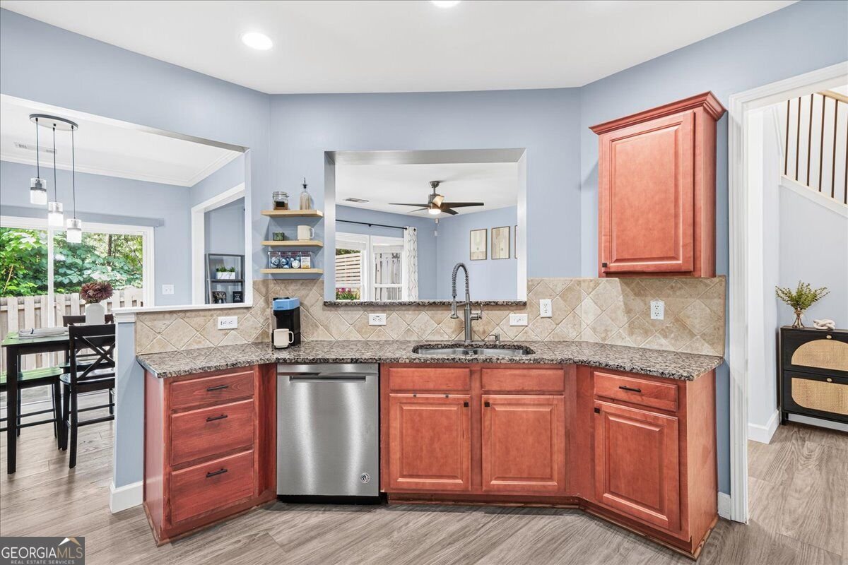 4977 Berkeley Oak Drive Peachtree Corners - Photo 11