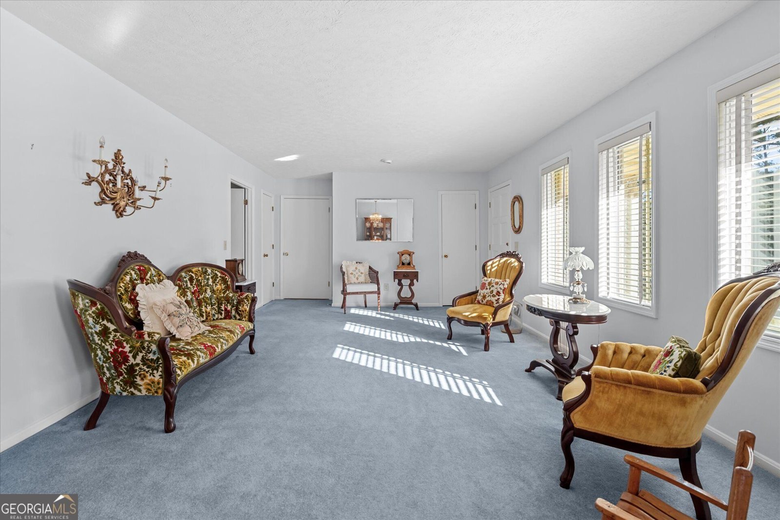 4096 Hickory Nut Drive Douglasville - Photo 10
