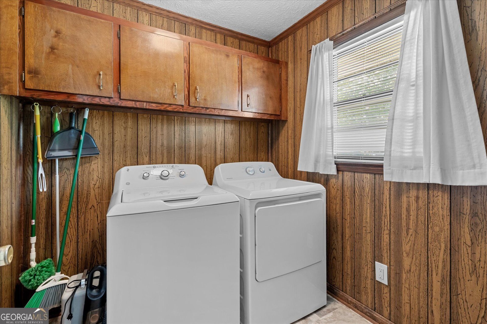4096 Hickory Nut Drive Douglasville - Photo 32