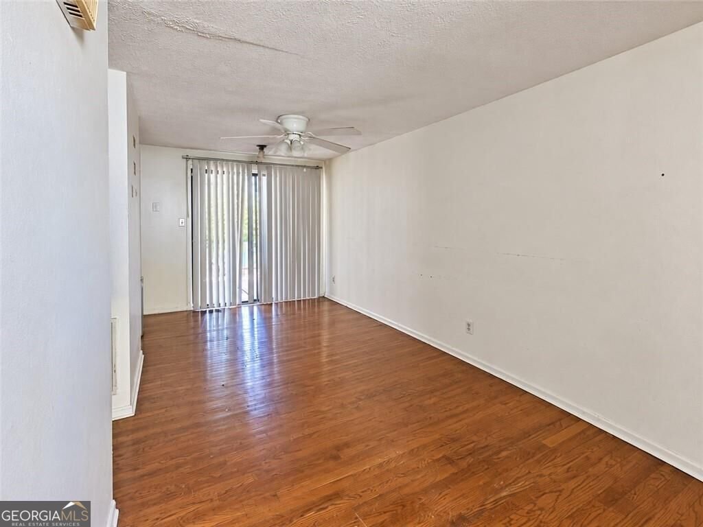 3197 Sunderland Drive Snellville - Photo 6