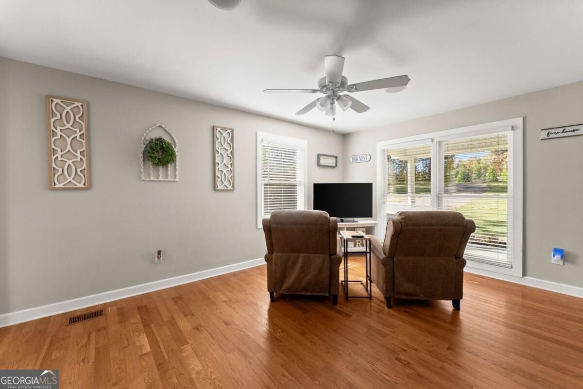9815 Waldrip Road Gainesville - Photo 10