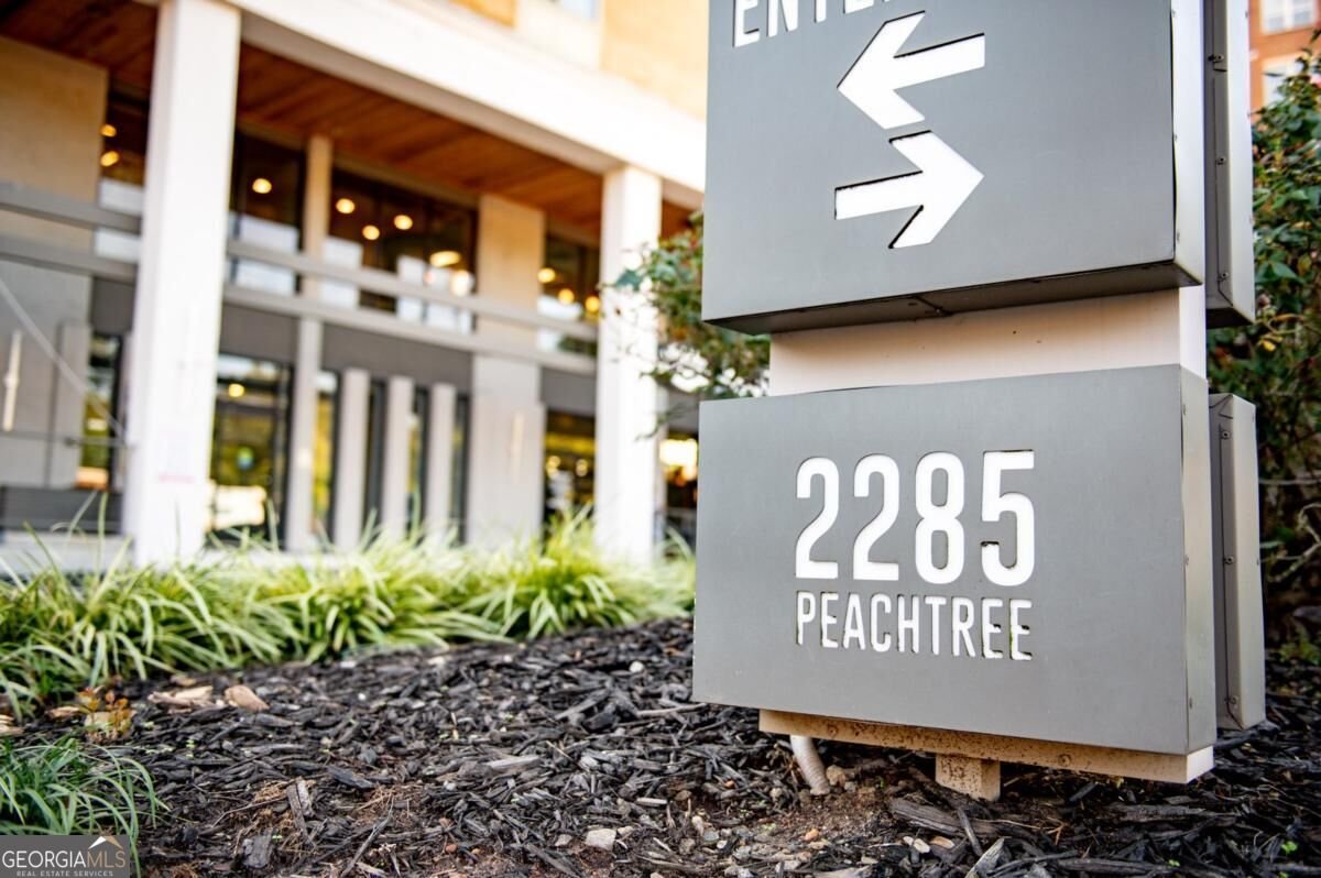 2285 Peachtree Road Atlanta - Photo 22
