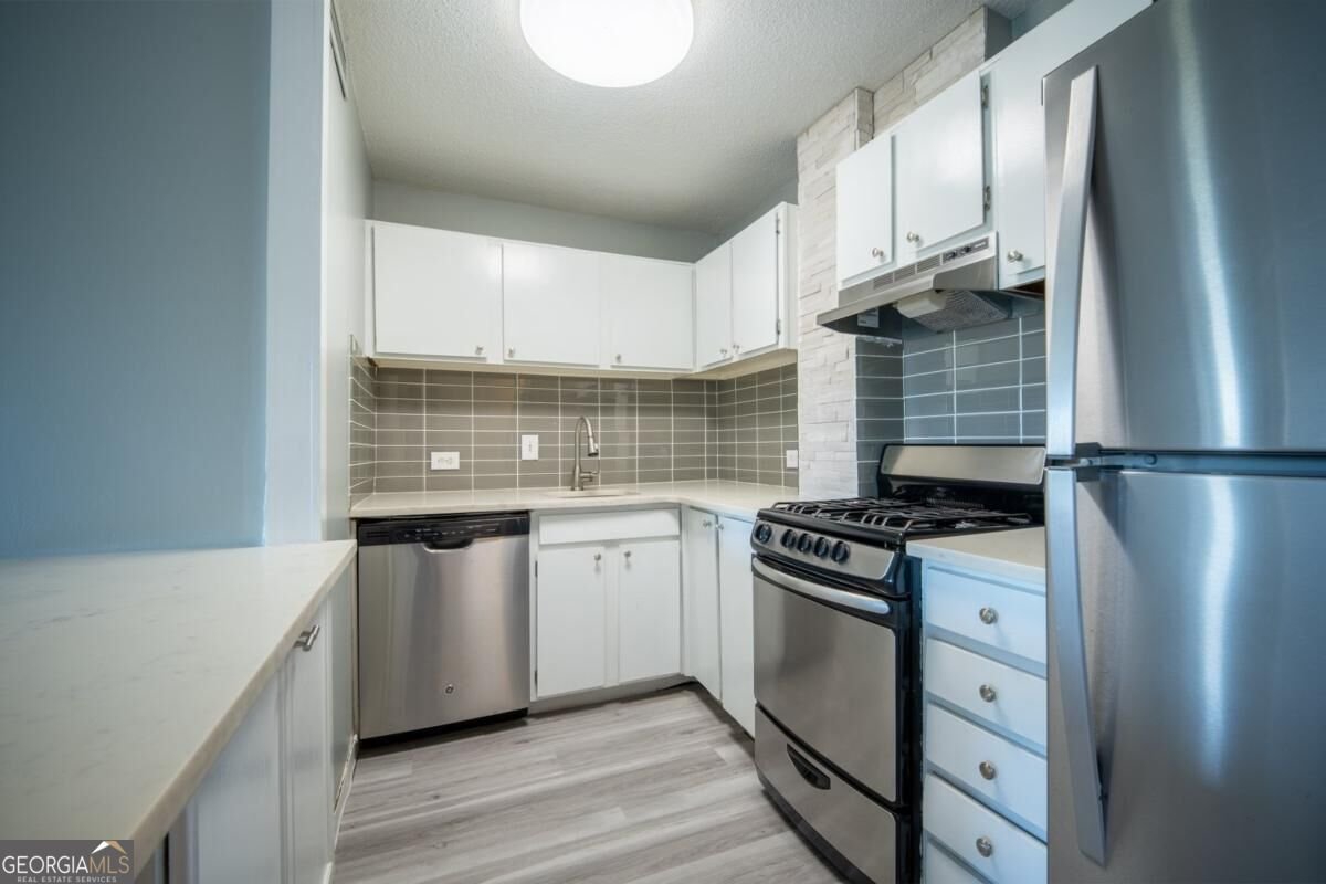 2285 Peachtree Road Atlanta - Photo 6