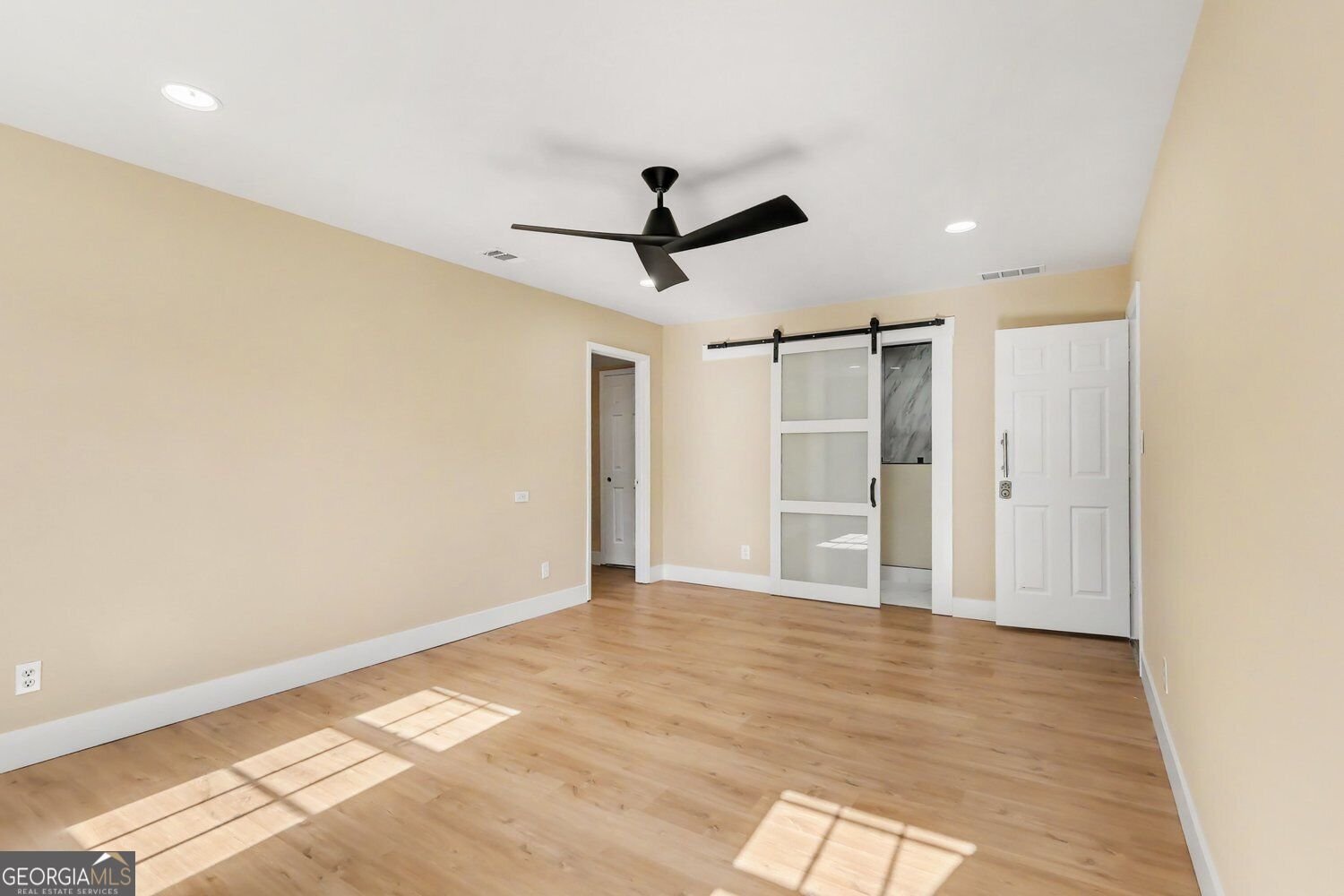4847 Mystere Circle Lilburn - Photo 32