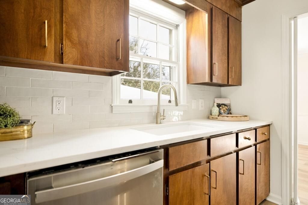 4751 Lattimore Drive Macon - Photo 9