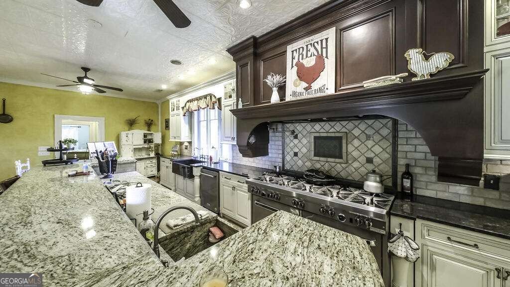 1035 West Ferry Road Whitesburg - Photo 11