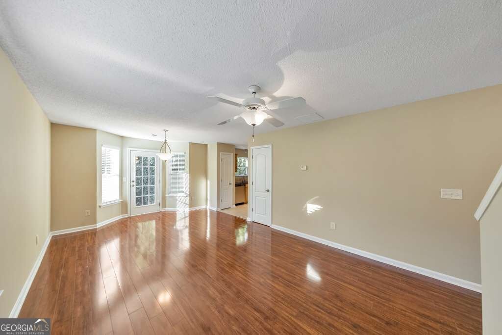 266 Fox Creek Boulevard Woodstock - Photo 6