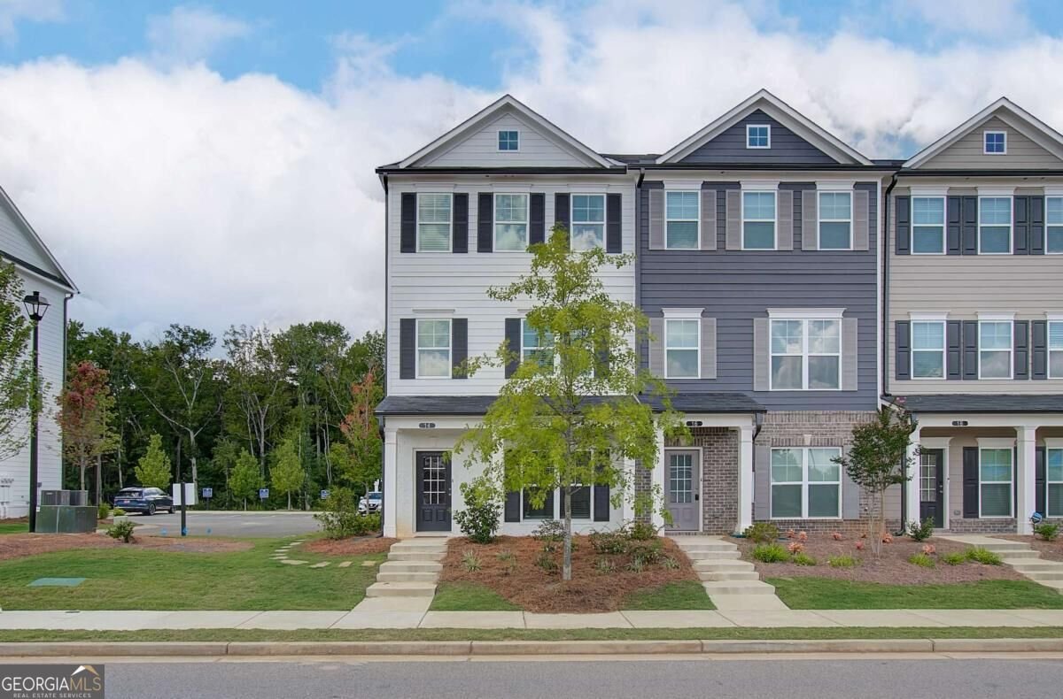 36 Nickel Drive Newnan - main photo