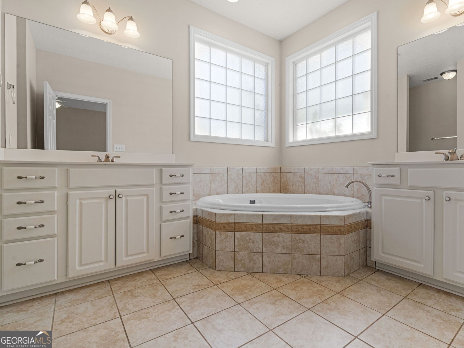 741 Moreland Road Griffin - Photo 33