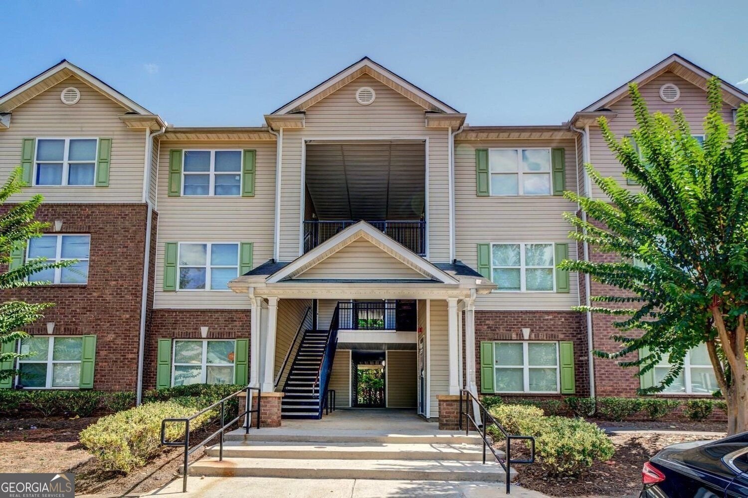 12101 Fairington Ridge Circle Lithonia - main photo
