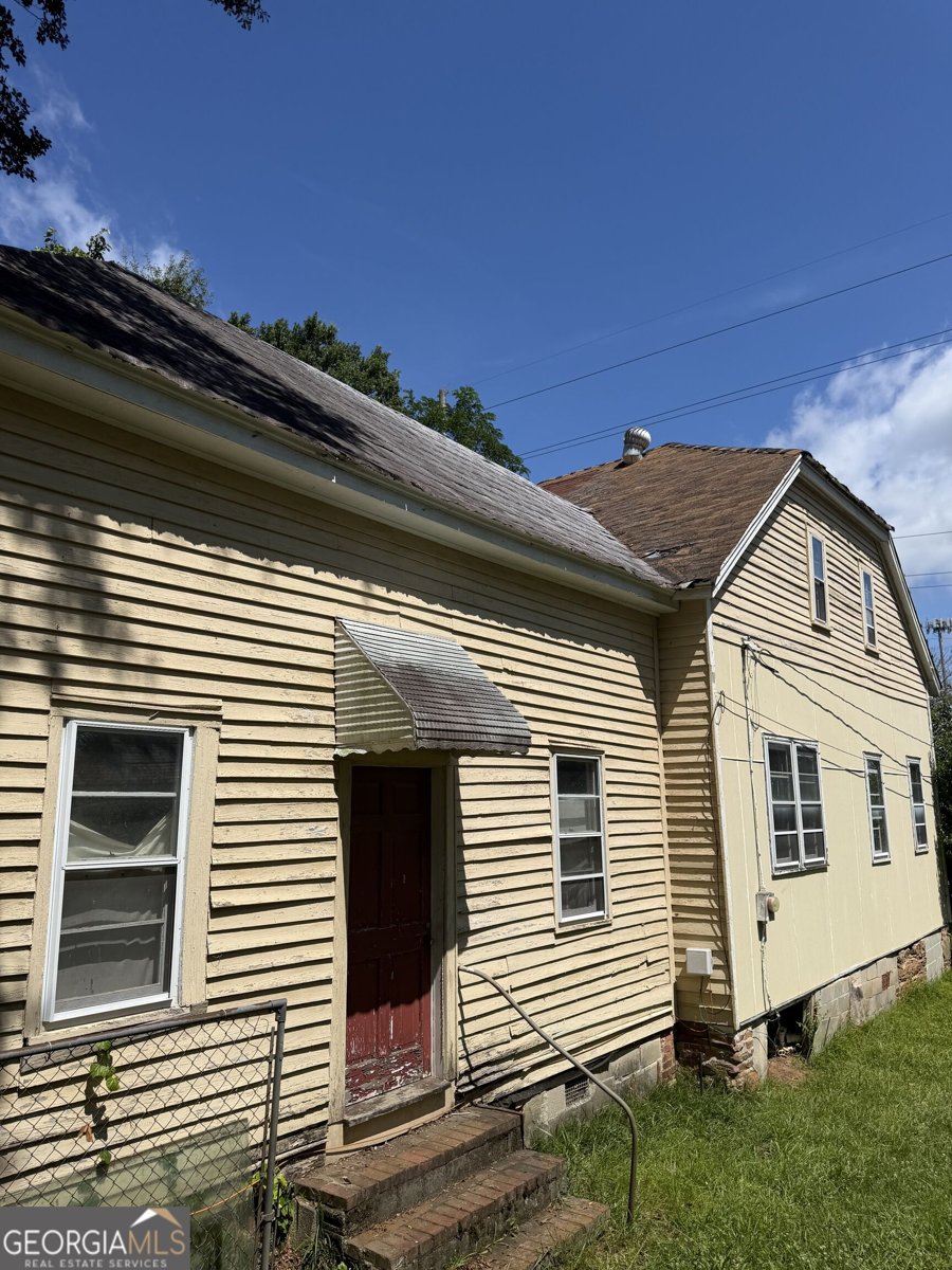 317 Carleeta Street Barnesville - Photo 10