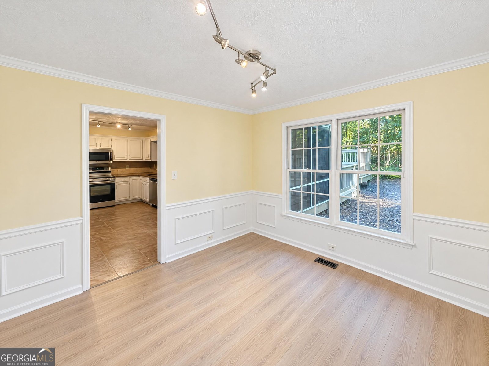 1454 Milford Court Marietta - Photo 10