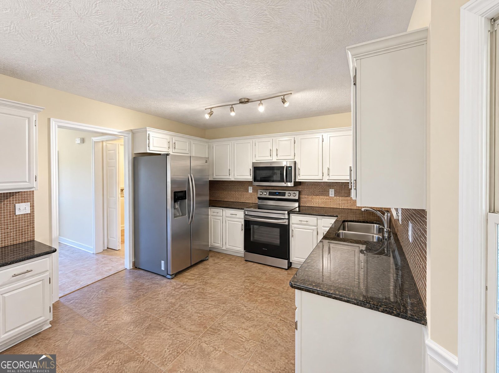 1454 Milford Court Marietta - Photo 6