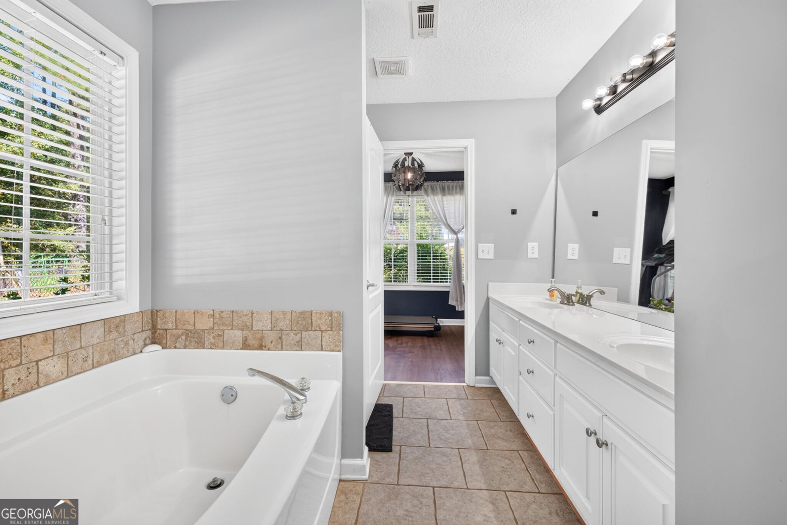 1607 Henderson Mill Road Covington - Photo 6