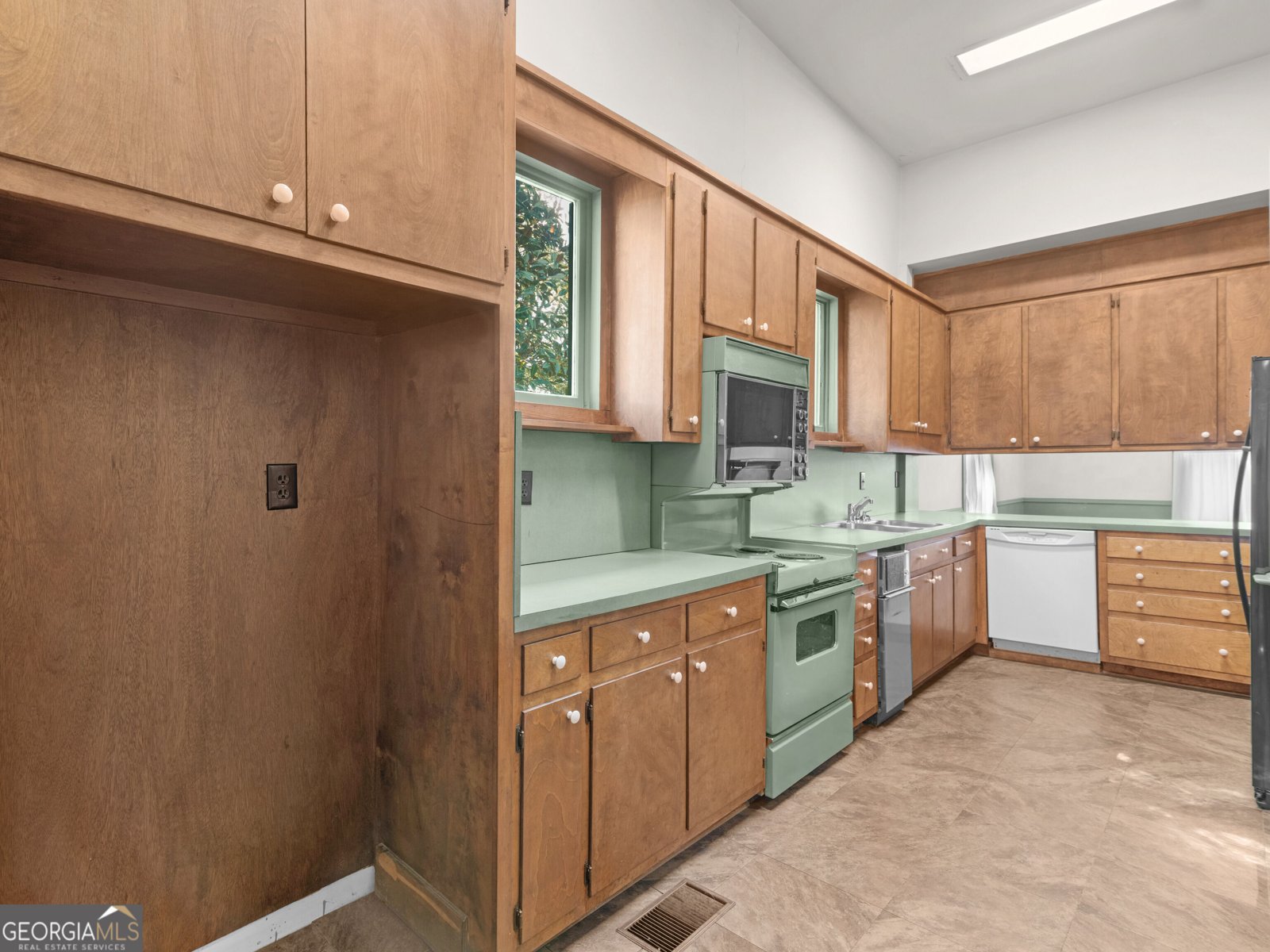 567 Hill Street Griffin - Photo 52
