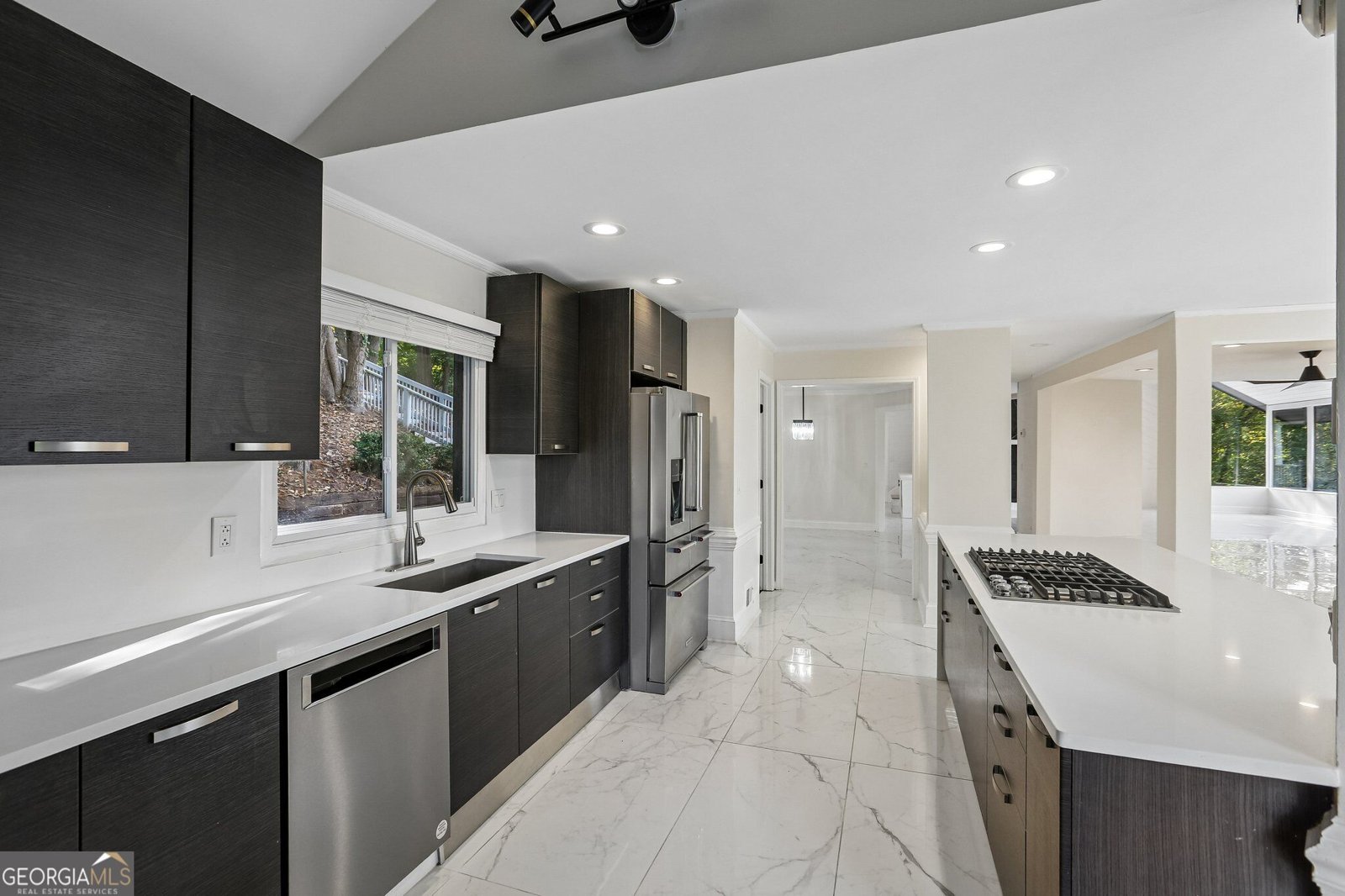 140 Huntcliff Point Sandy Springs - Photo 12