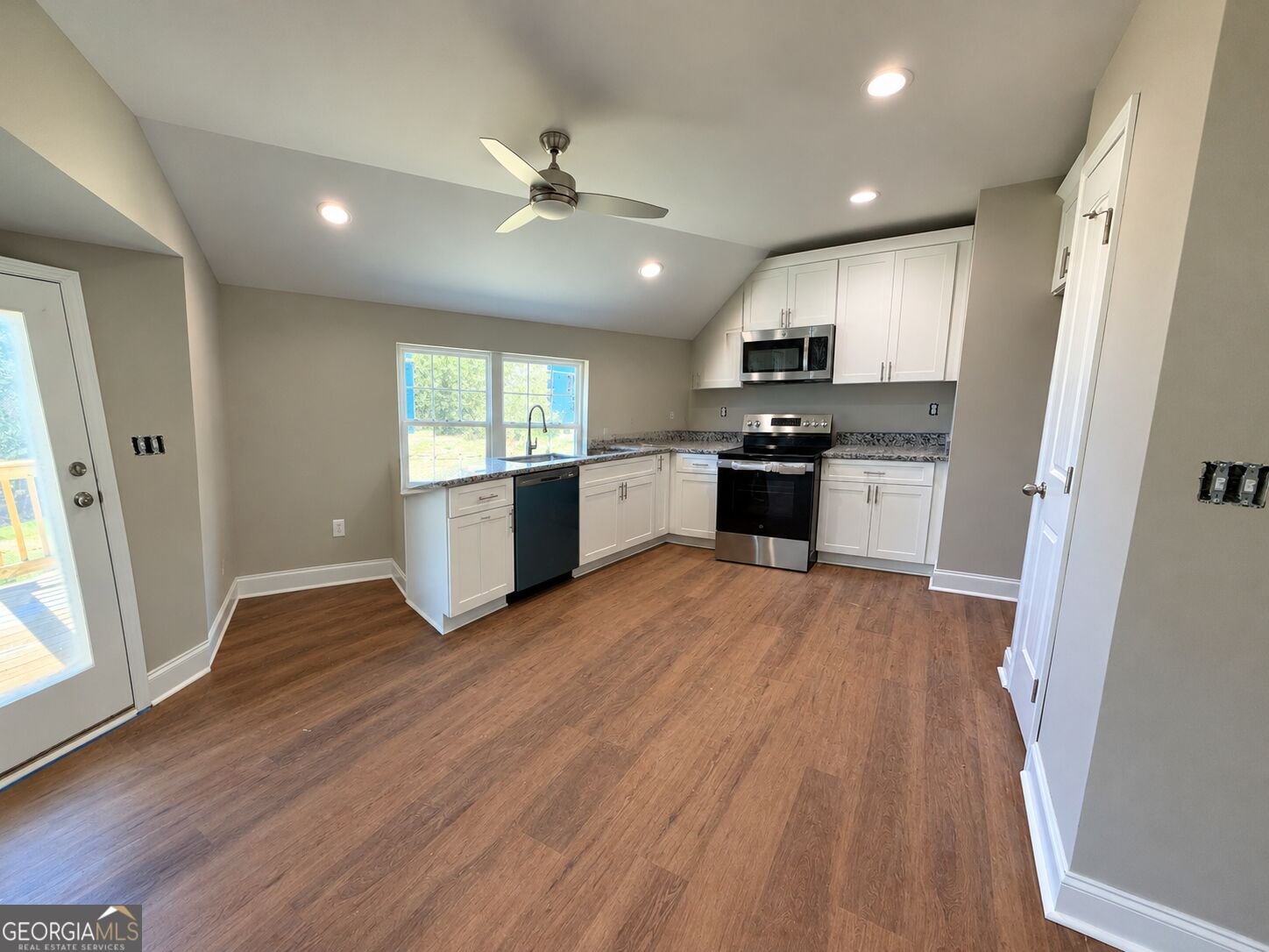 432 Nancy Town Road Mount Airy - Photo 10