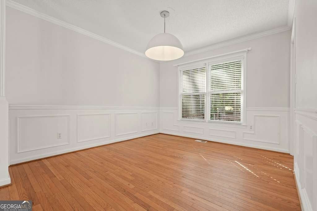 617 Overhill Drive Woodstock - Photo 10