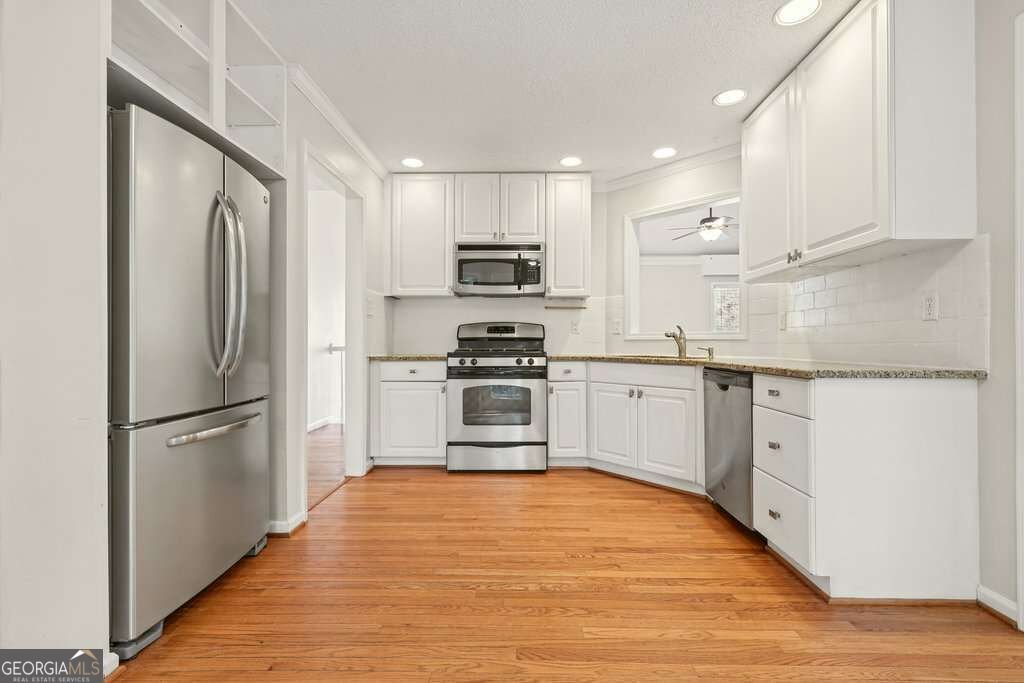 617 Overhill Drive Woodstock - Photo 17