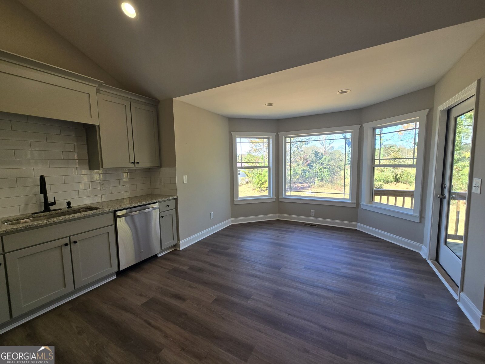4755 Newton Drive Gainesville - Photo 8