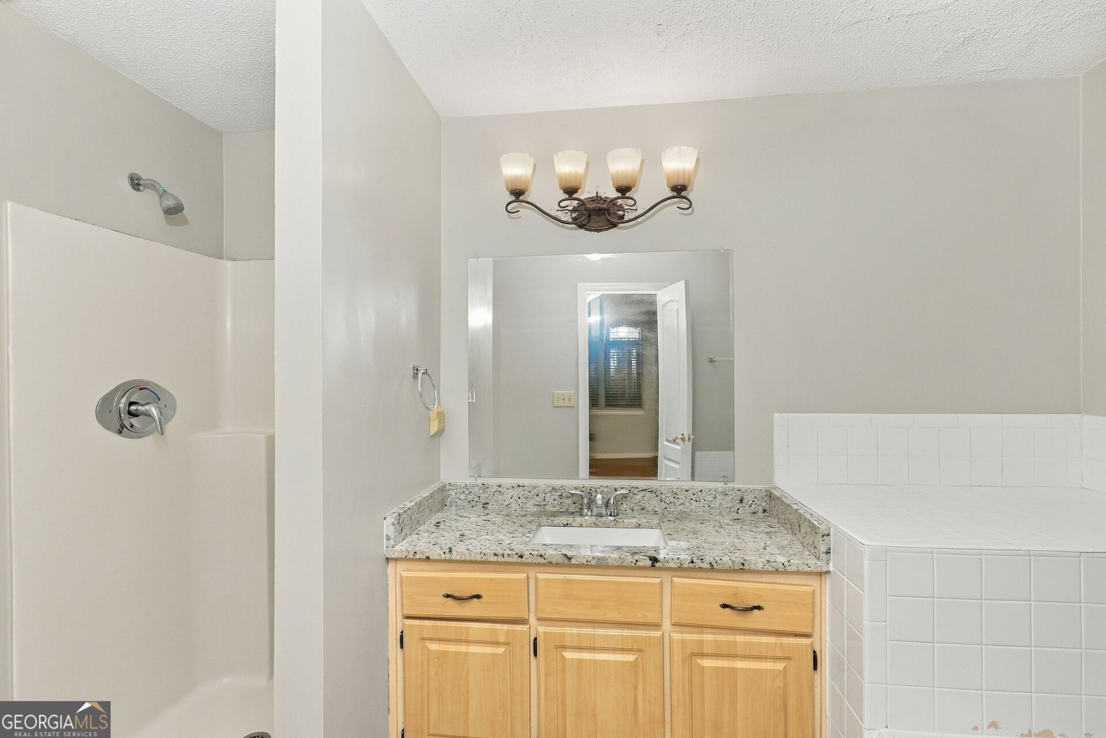 523 Horseshoe Circle Stockbridge - Photo 12