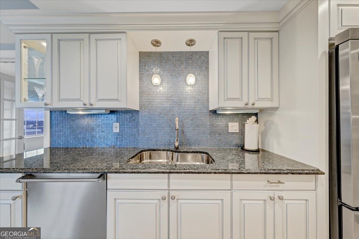 3435 Kingsboro Road Atlanta - Photo 18