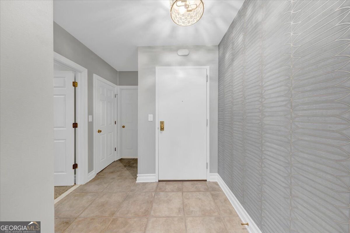 3435 Kingsboro Road Atlanta - Photo 7