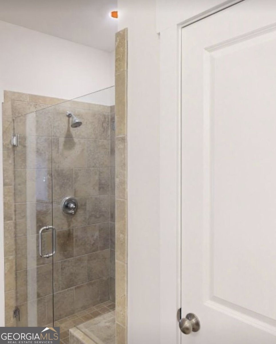 2512 Rathburn Circle Loganville - Photo 9