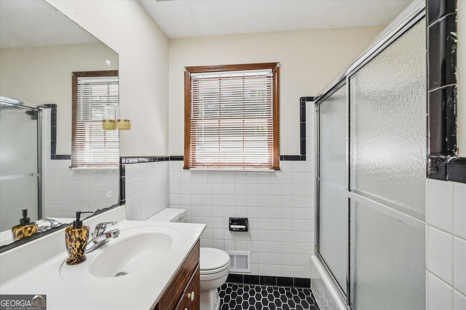 4824 Rosewood Drive Lilburn - Photo 32