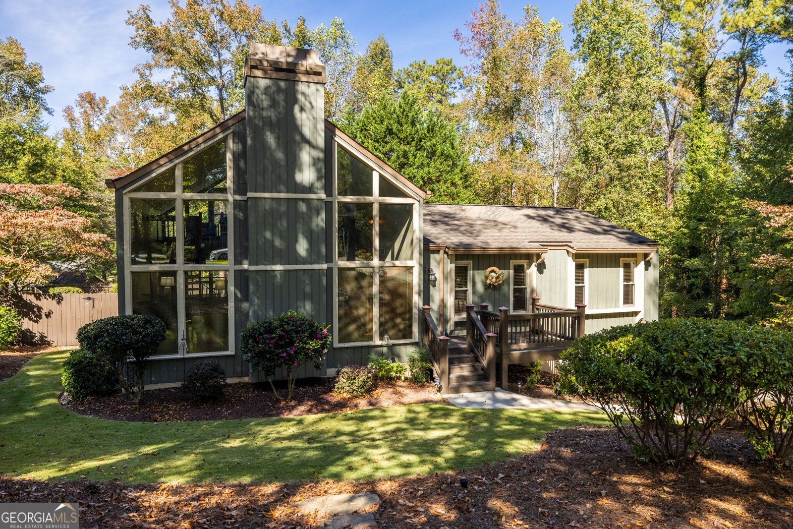 2915 Hill Park Court Marietta - main photo