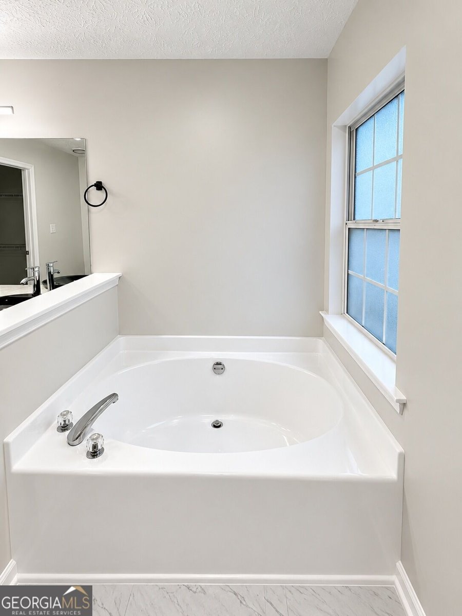 711 Country Lake Court McDonough - Photo 27