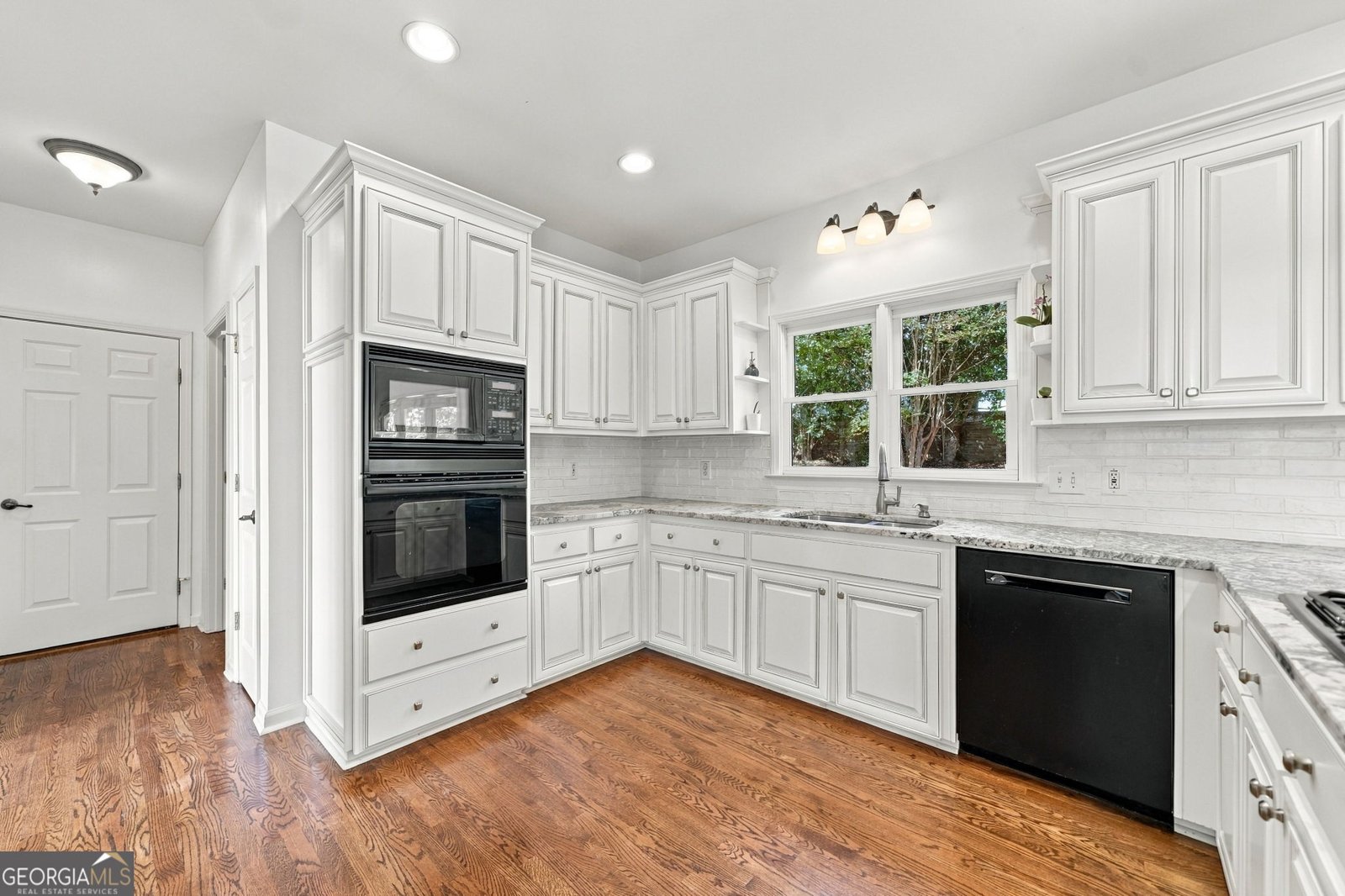 314 Lakebridge Crossing Canton - Photo 18