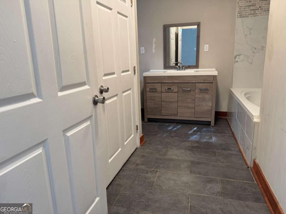 5735 Stonewall Tell Road Atlanta - Photo 11