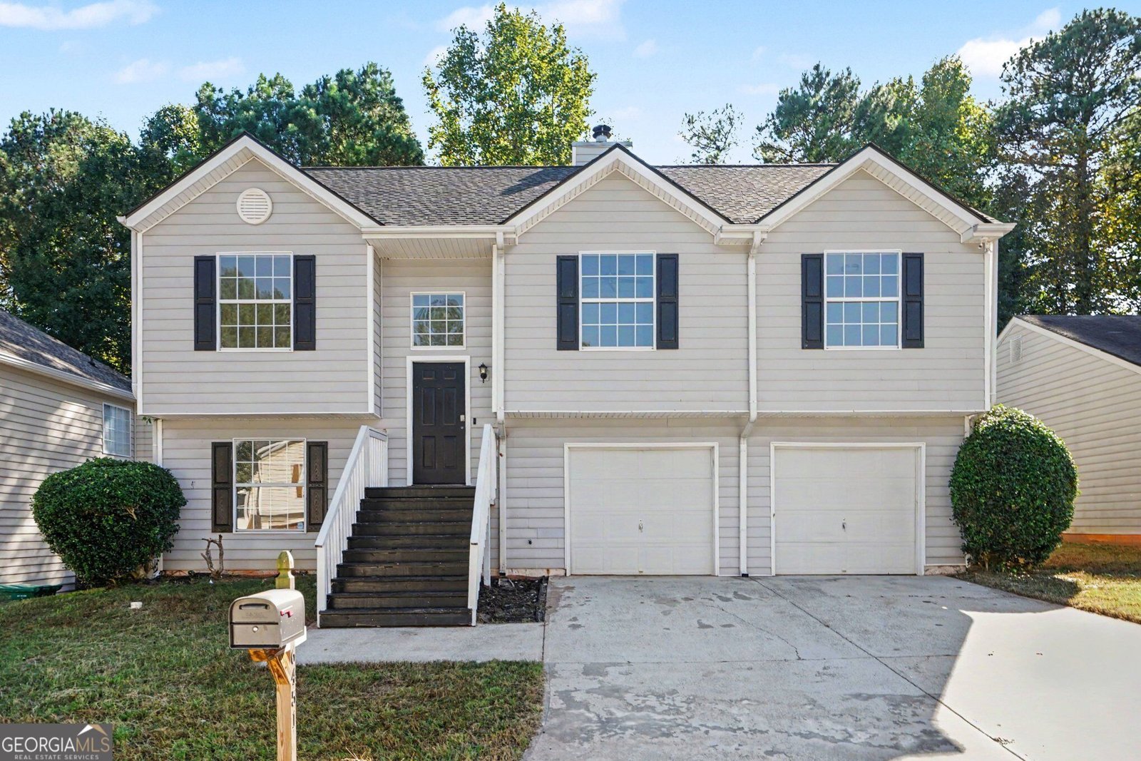 6451 Alford Circle Lithonia - main photo