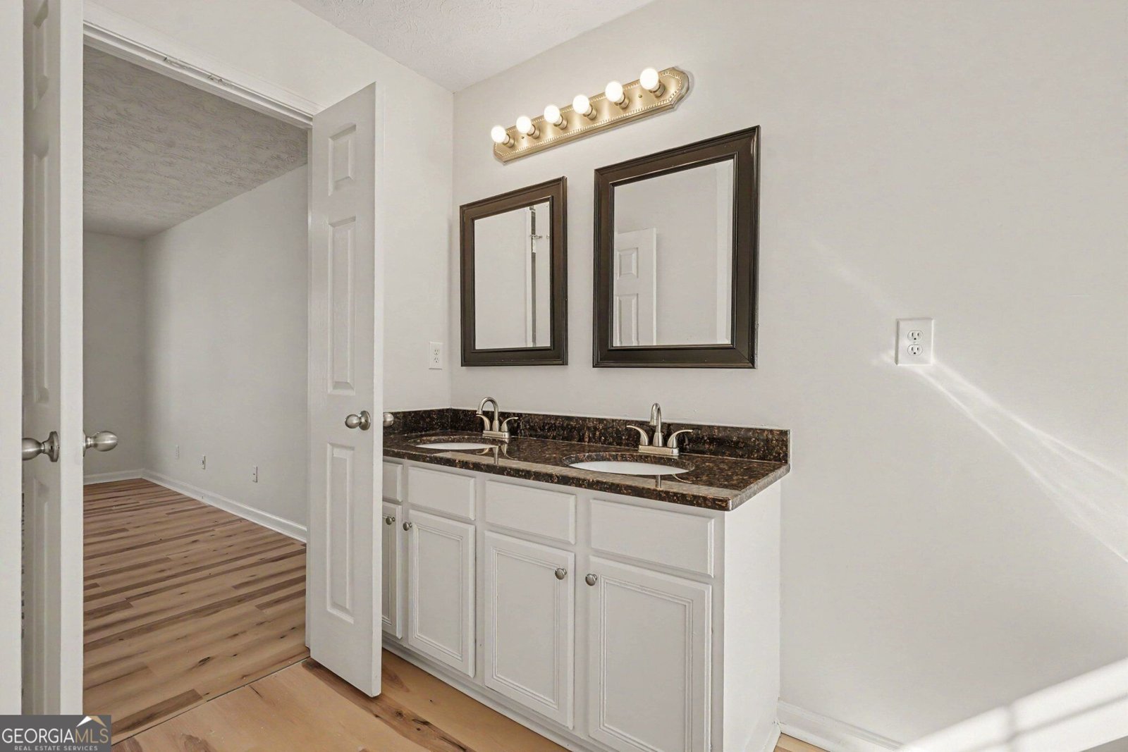 6451 Alford Circle Lithonia - Photo 9