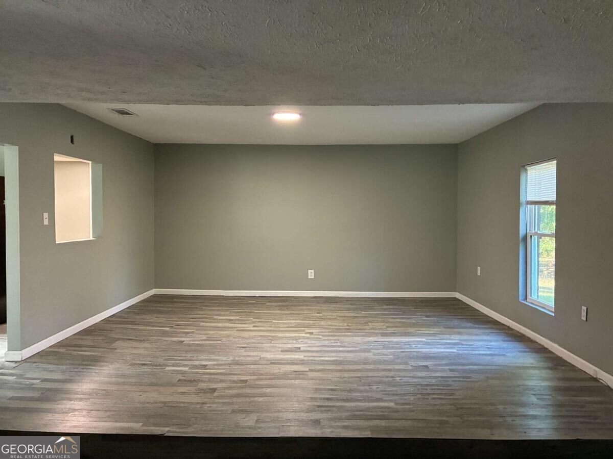129 Industrial Blvd Ivey - Photo 7