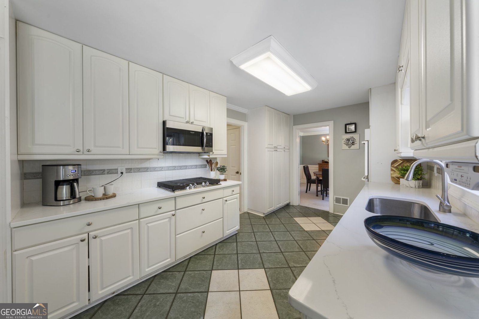 837 Guinevere Way Lilburn - Photo 18