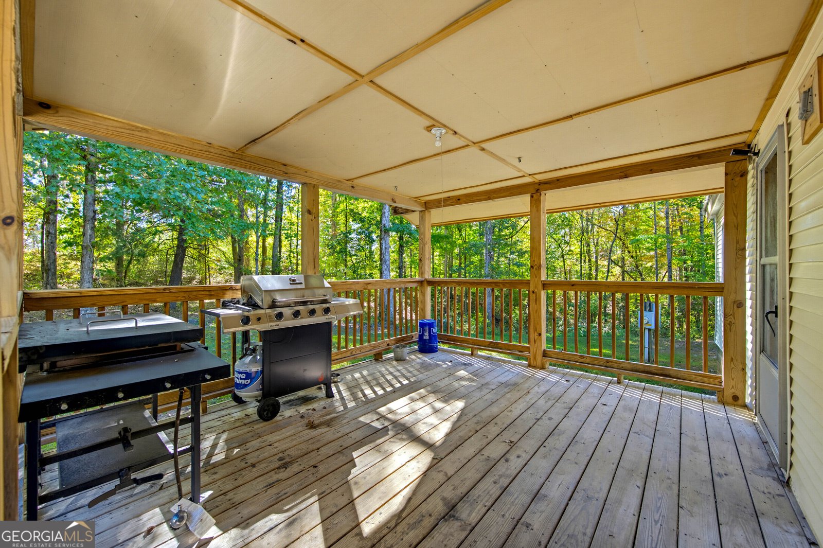 481 Cool Springs Road Clarkesville - Photo 6