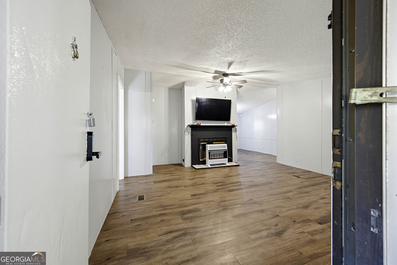 481 Cool Springs Road Clarkesville - Photo 8