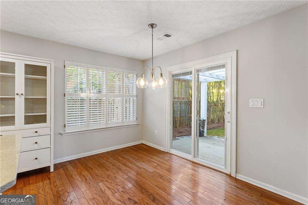 1632 Pinebreeze Drive Marietta - Photo 6