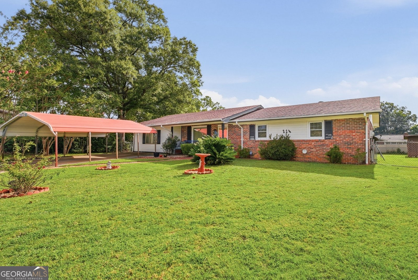 214 Pellimore Drive Warner Robins - main photo