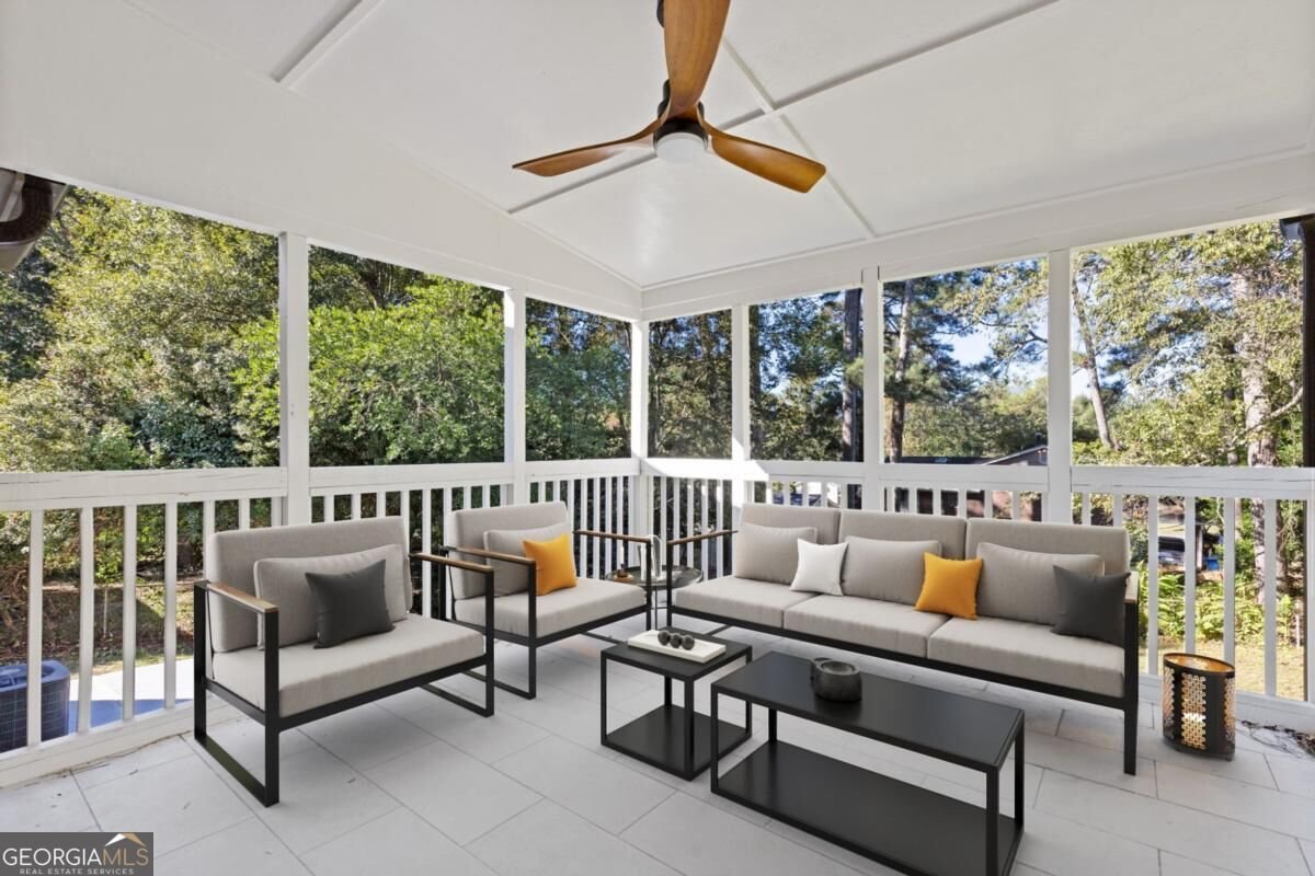 742 Vanderbilt Court Atlanta - Photo 11