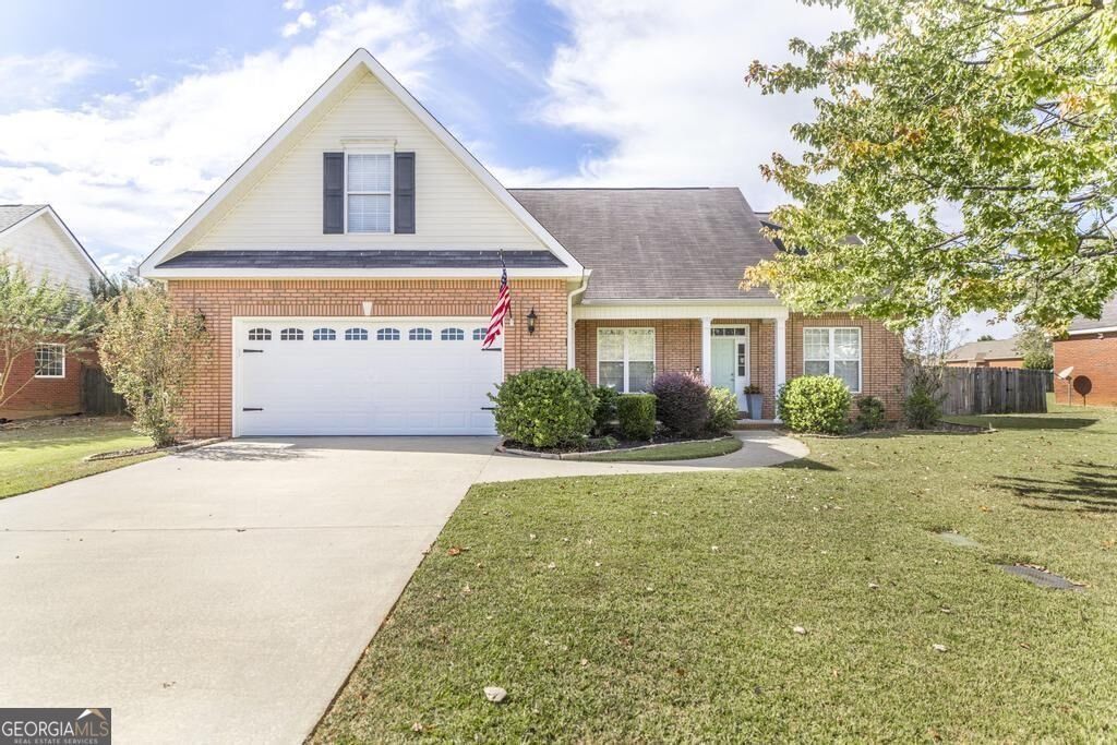 112 Dovecot Drive Warner Robins - main photo