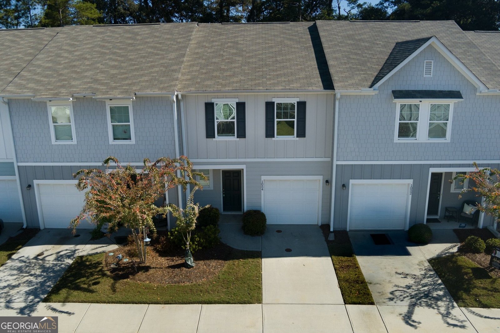 1054 Paddington Drive Cartersville - main photo