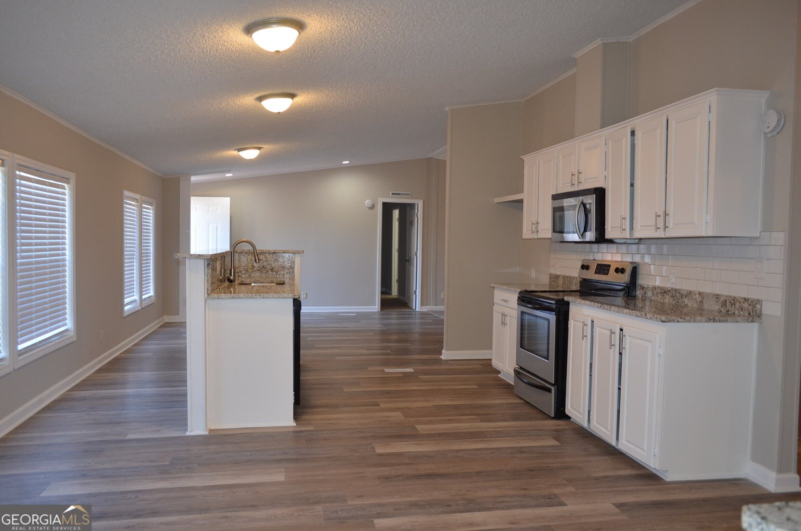 138 Strickland Loop Forsyth - Photo 7