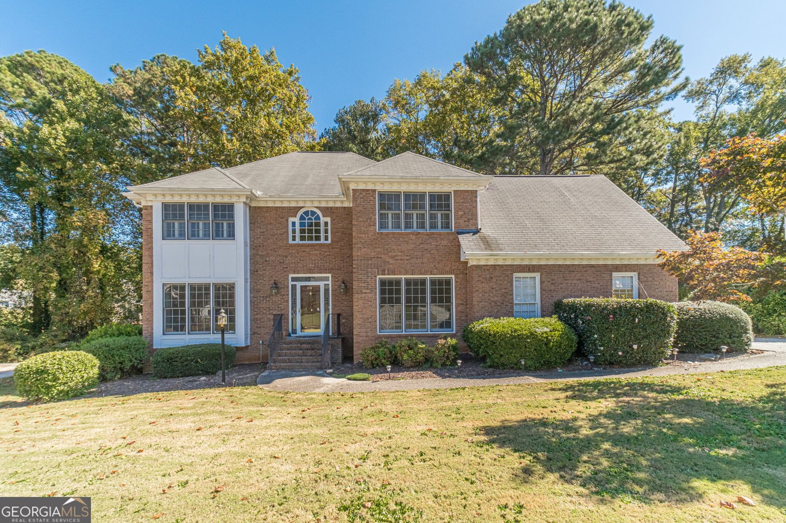 1664 Holly Lake Circle Snellville - main photo