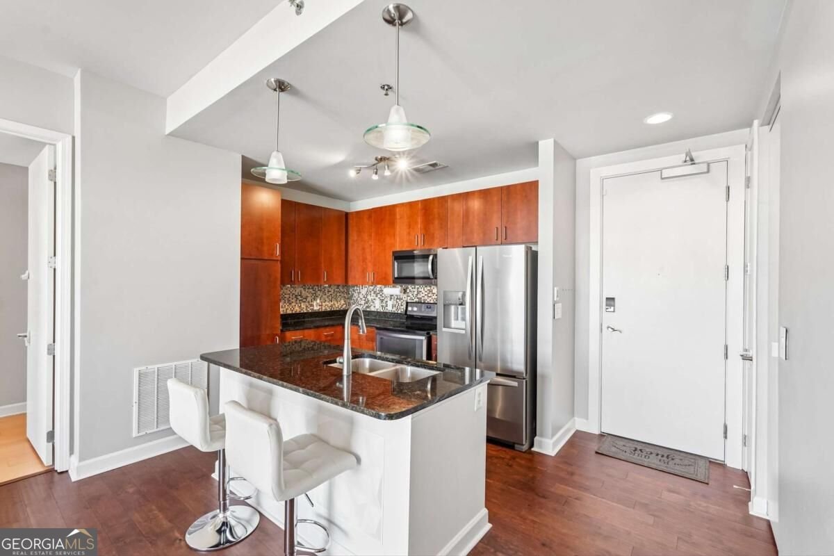 711 Cosmopolitan Drive Atlanta - Photo 6